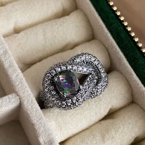 Bomb Party June 2025 size 5 “knot” ring